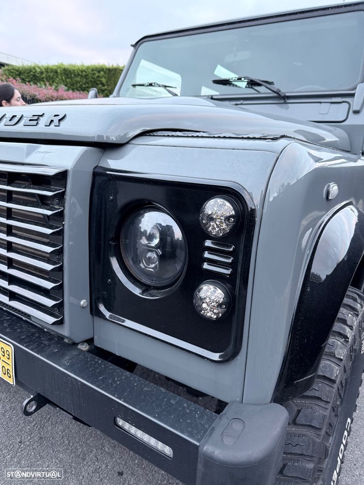 Land Rover Defender 90 2.5 TD5 Metal Top - 7