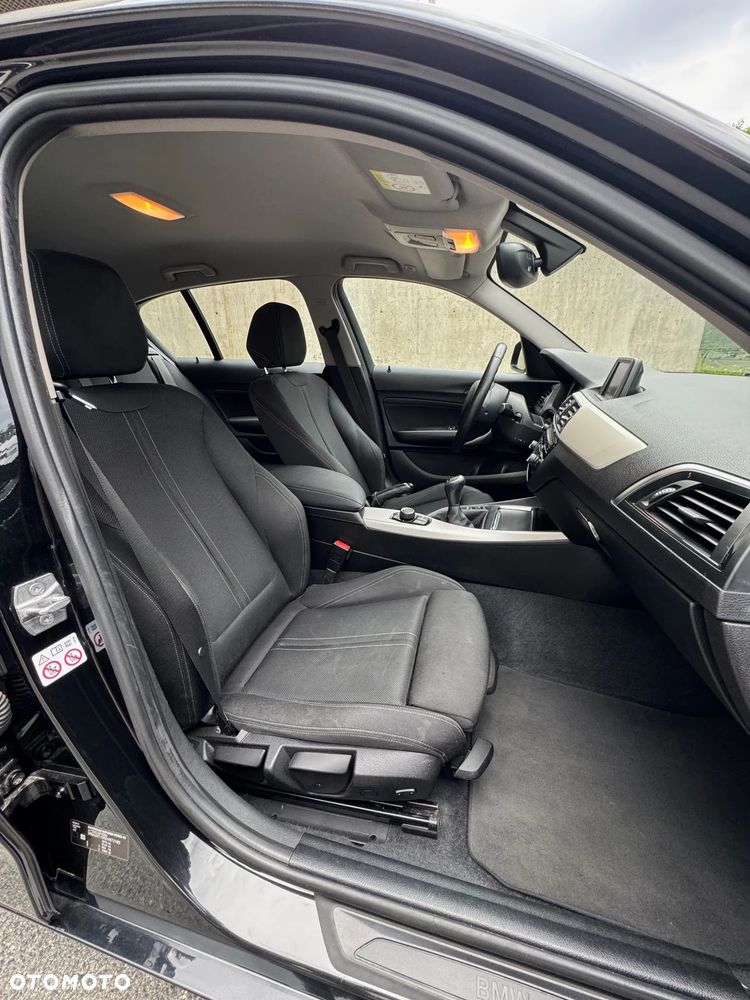 BMW Seria 1 116i - 27