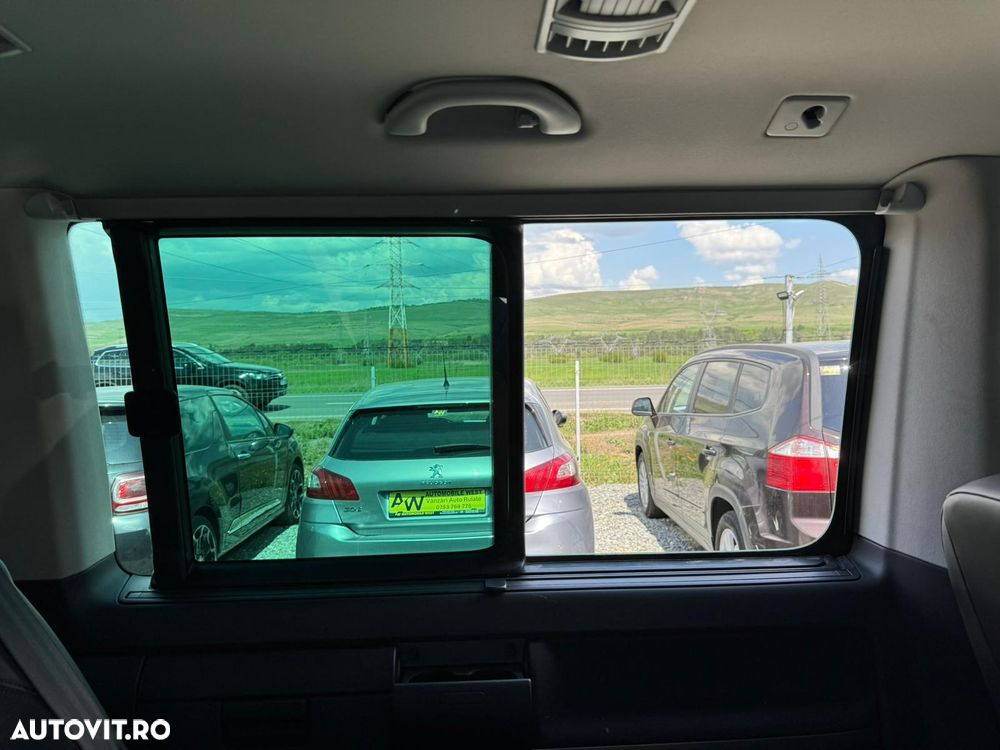 Volkswagen Multivan - 38