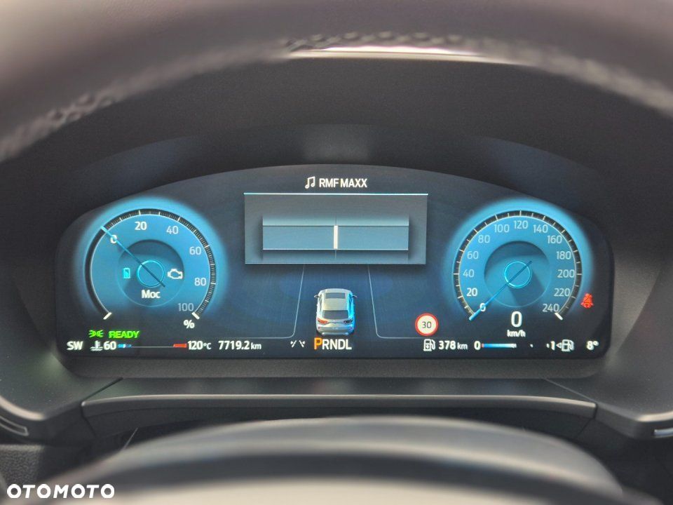 Ford Kuga - 17