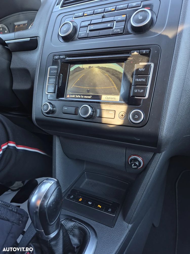 Volkswagen Touran 2.0 TDI DPF BlueMotion Technology DSG MATCH - 8