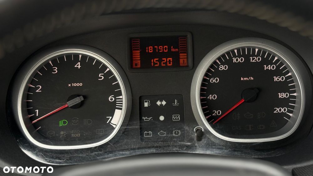 Dacia Duster 1.6 - 16