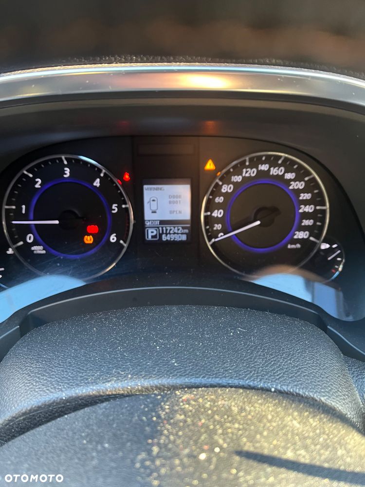 Infiniti QX70 3.0d S - 14