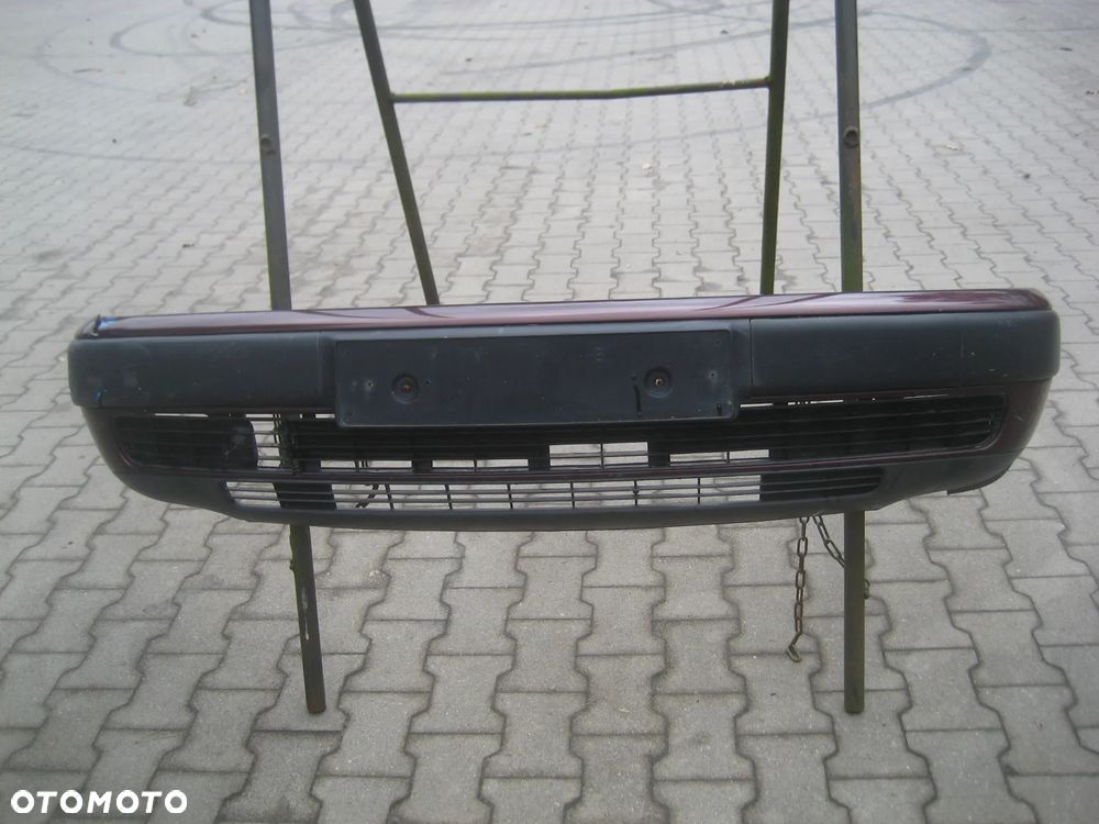 audi 100 c4 90-94r zderzak przedni kratki uszkodzony
