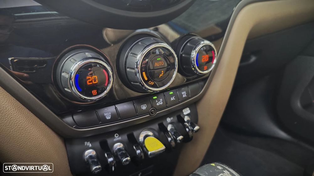 MINI Countryman Cooper SE ALL4 Auto - 24