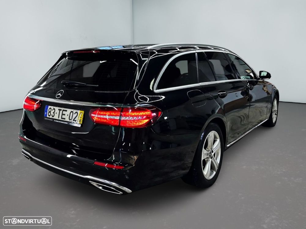 Mercedes-Benz E 220 d Avantgarde - 4