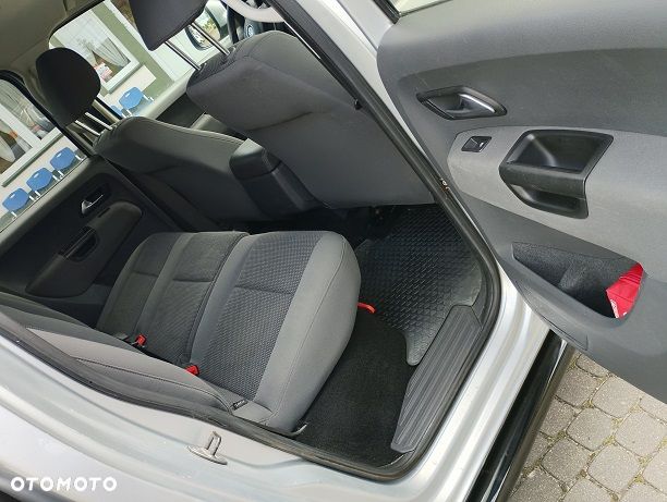 Volkswagen Amarok - 14