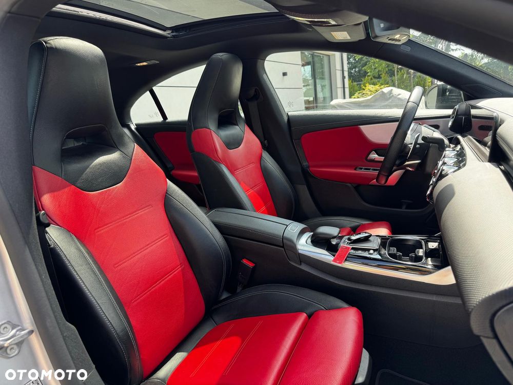 Mercedes-Benz CLA AMG 35 4Matic AMG Speedshift 7G-DCT - 16