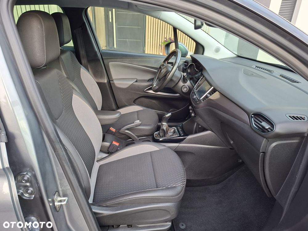 Opel Crossland X - 8