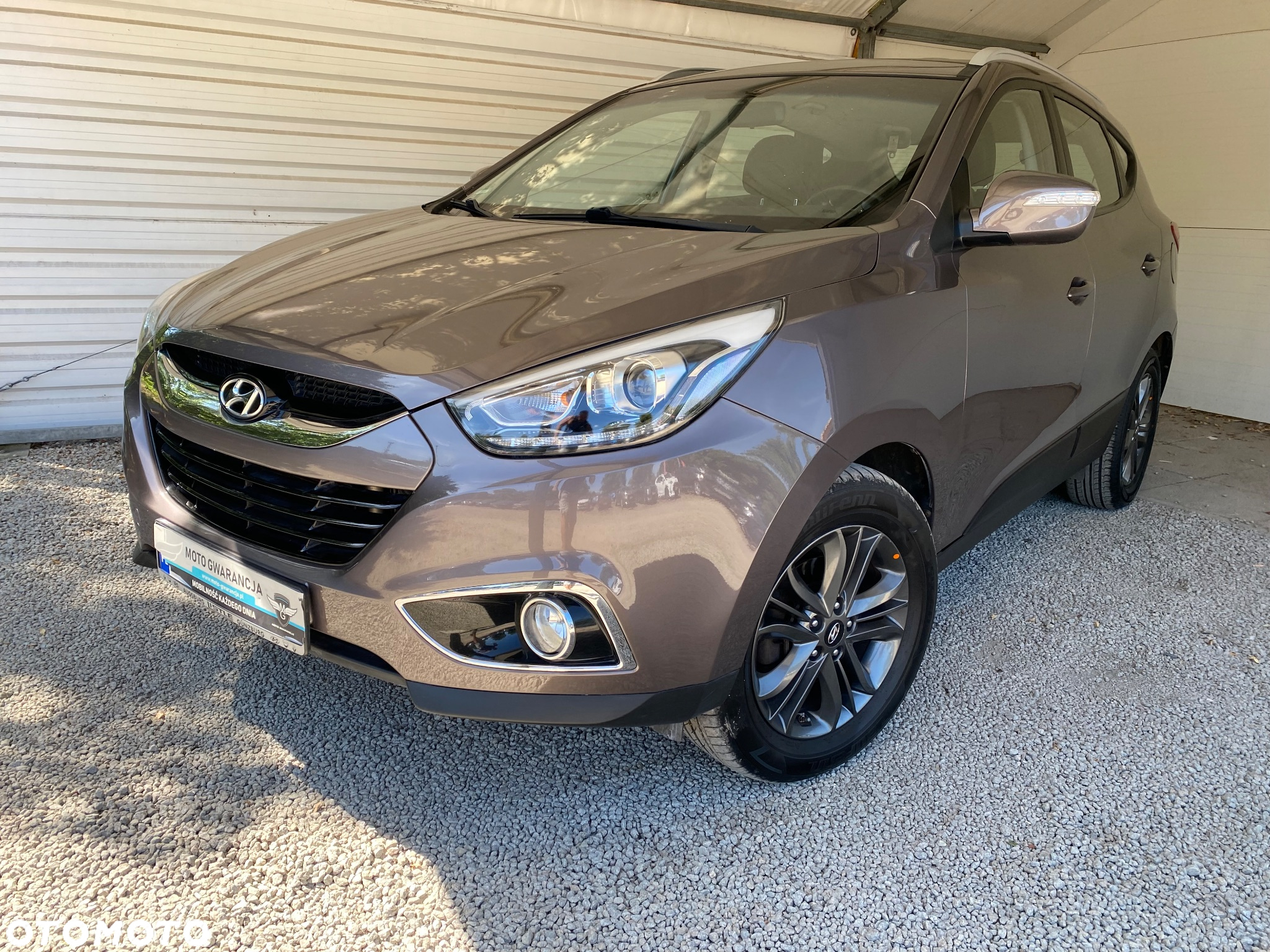 Hyundai ix35 2.0 CRDi 4WD Automatik Fifa World Cup Gold Edition - 8