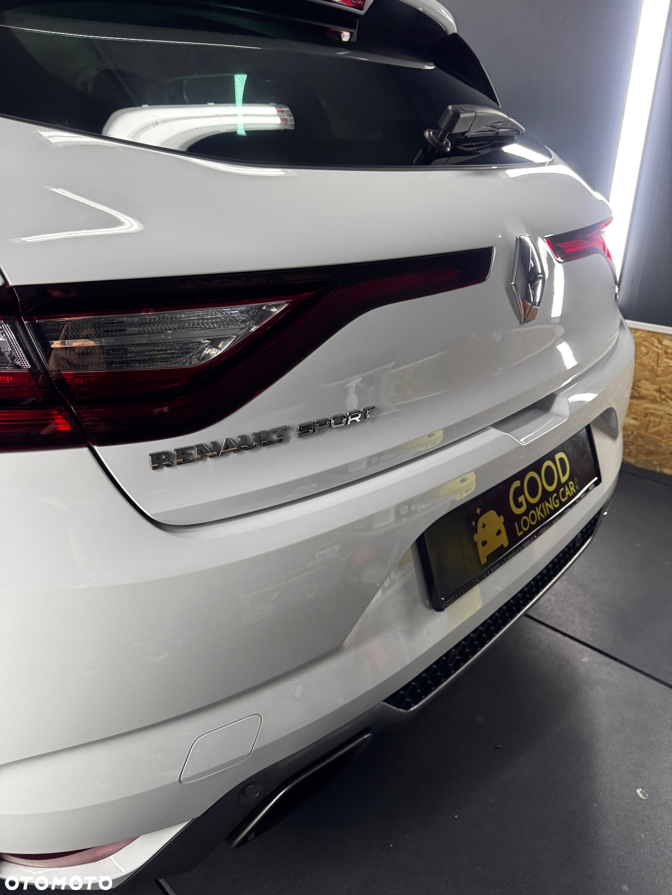 Renault Megane 1.6 TCe GT EDC - 7
