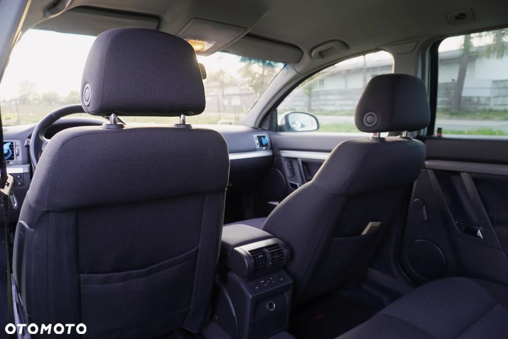 Opel Vectra 1.9 CDTI Cosmo - 8