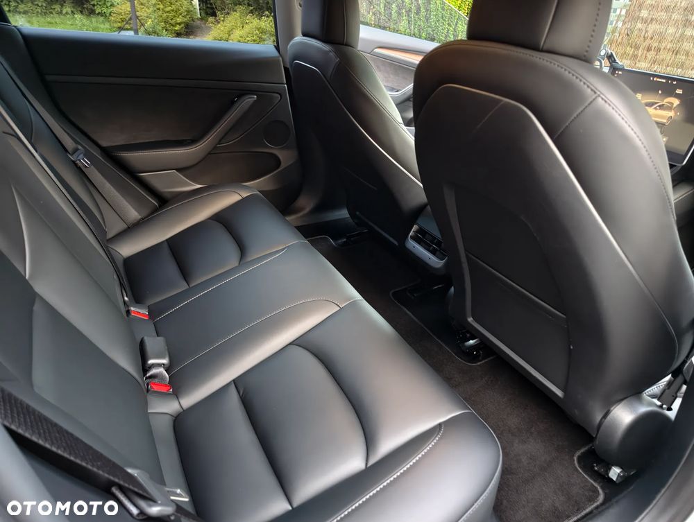 Tesla Model 3 Performance AWD - 11