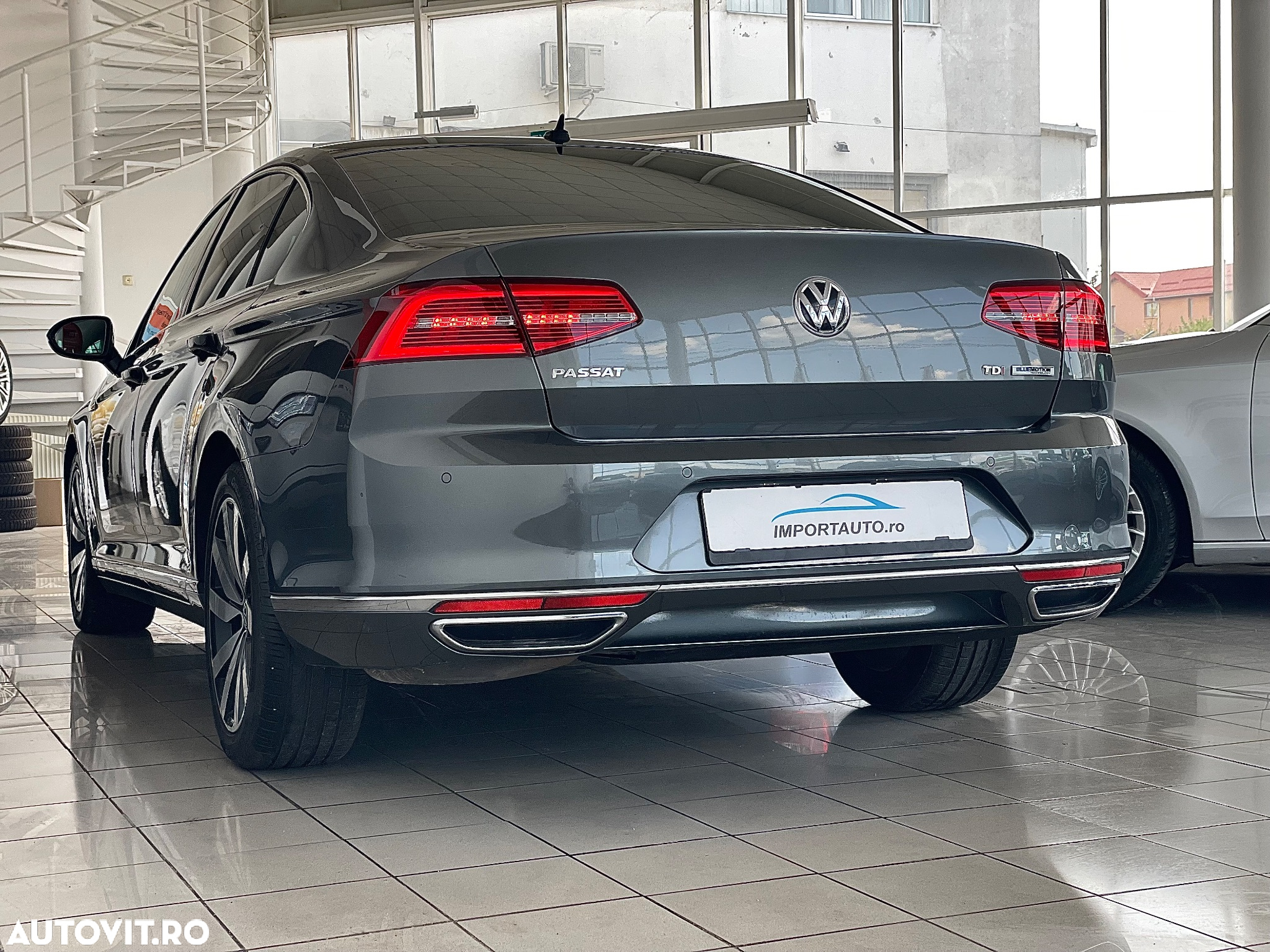 Volkswagen Passat - 7