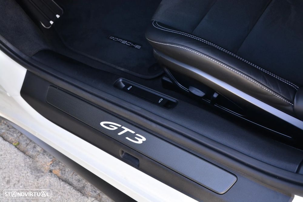 Porsche 911 (992) GT3 PDK - 46