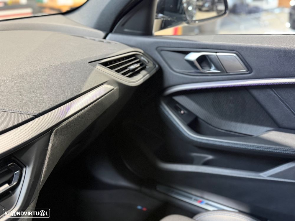 BMW 116 d Line Luxury Auto - 27