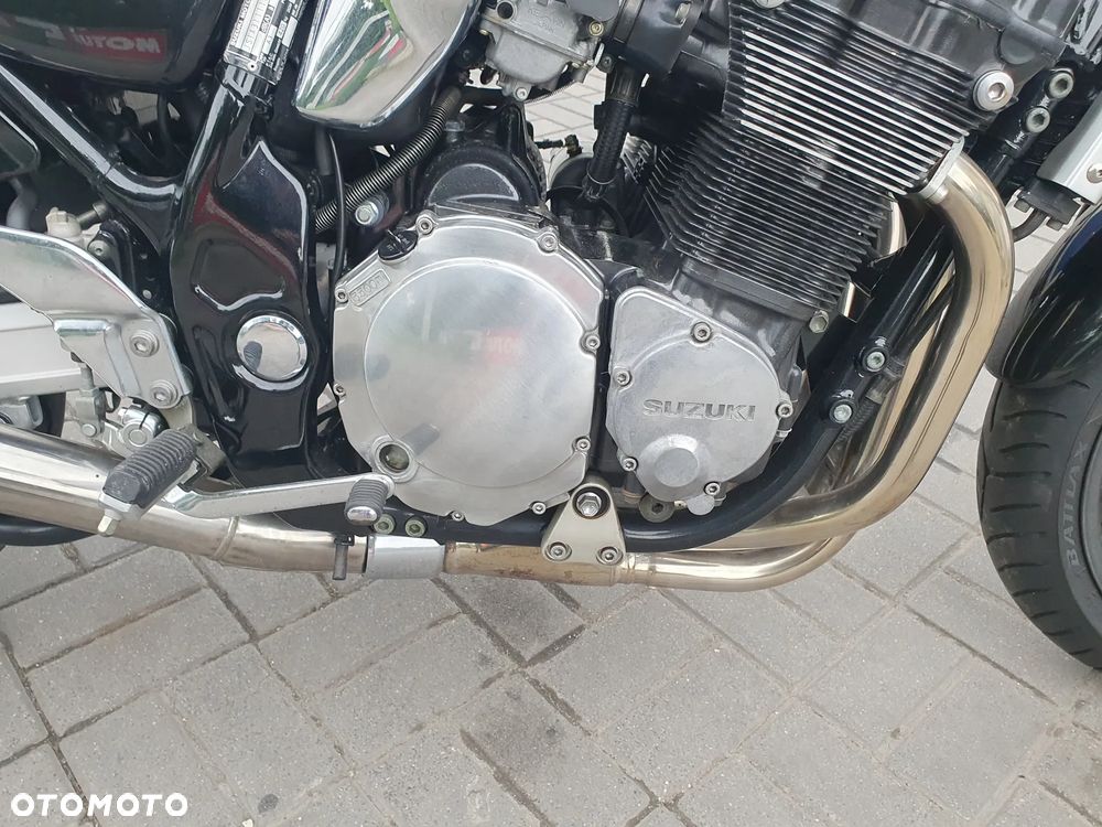 Suzuki GSX - 15