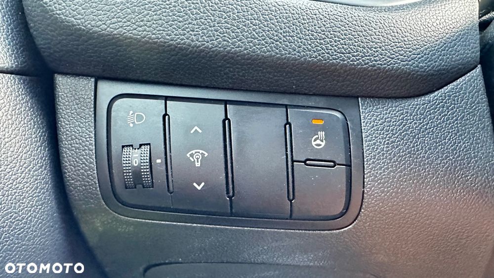 Kia Ceed 1.6 GDI ISG Platinum Edition - 26