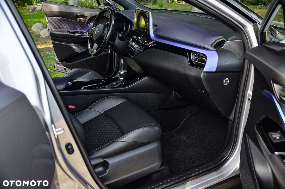 Toyota C-HR Business-Edition - 29
