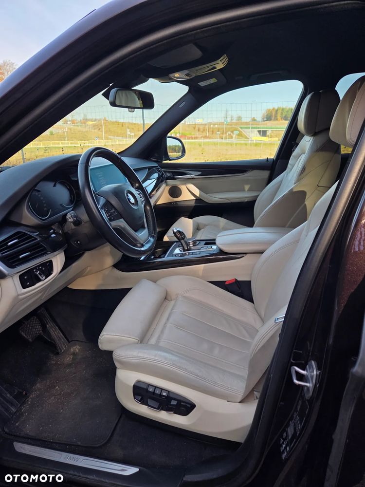 BMW X5 xDrive25d - 13