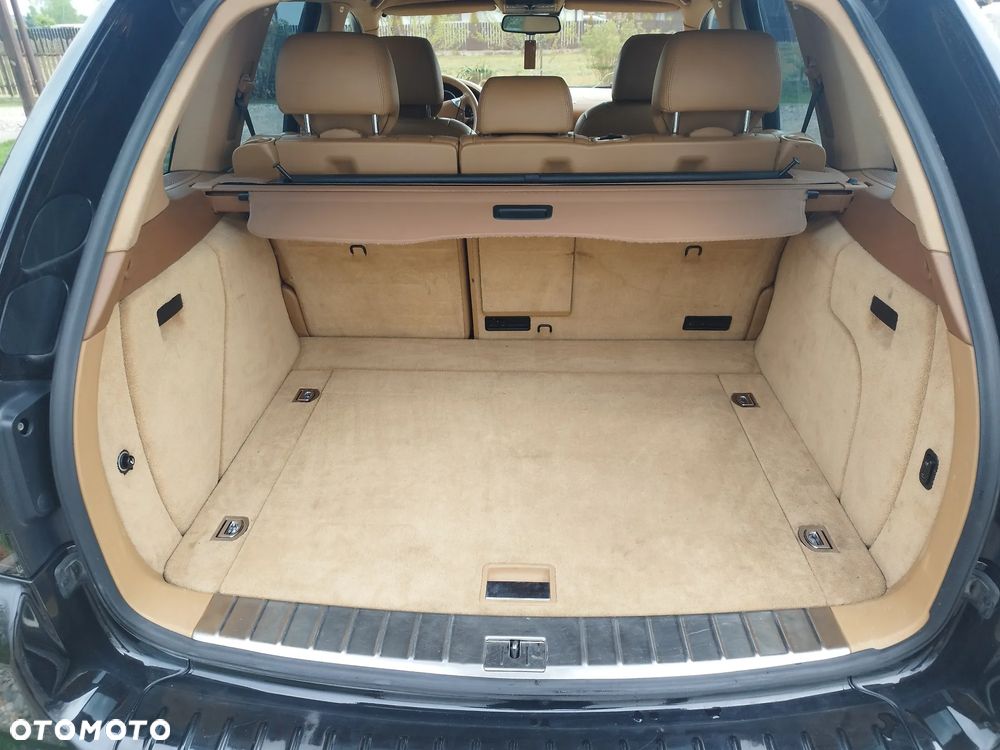 Porsche Cayenne - 19