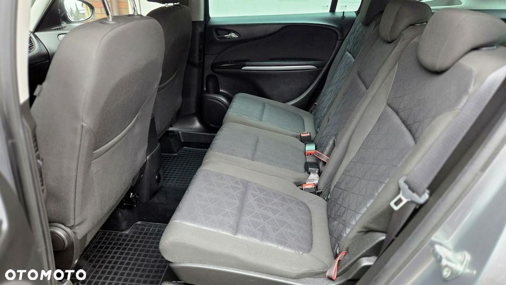 Opel Zafira 1.6 T 120 Lat S&S - 17