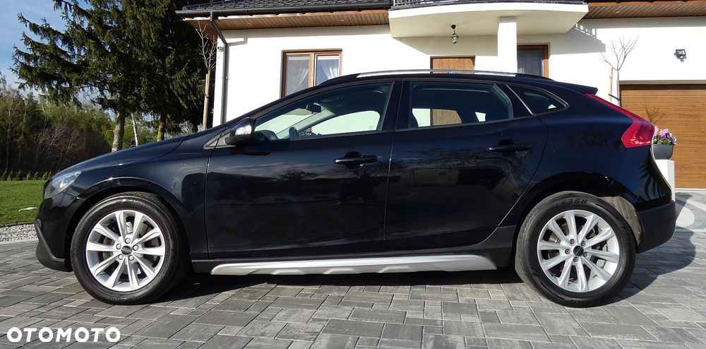 Volvo V40 Cross Country D2 Drive-E Momentum - 10