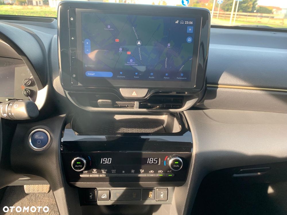 Toyota Yaris Cross - 17