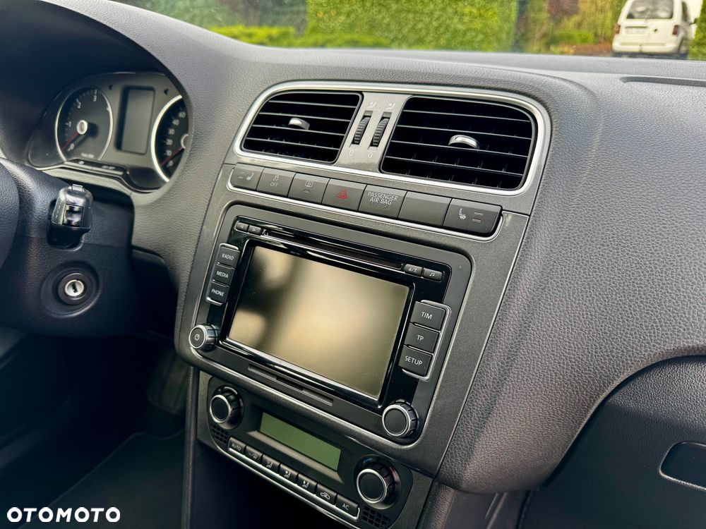 Volkswagen Polo - 17