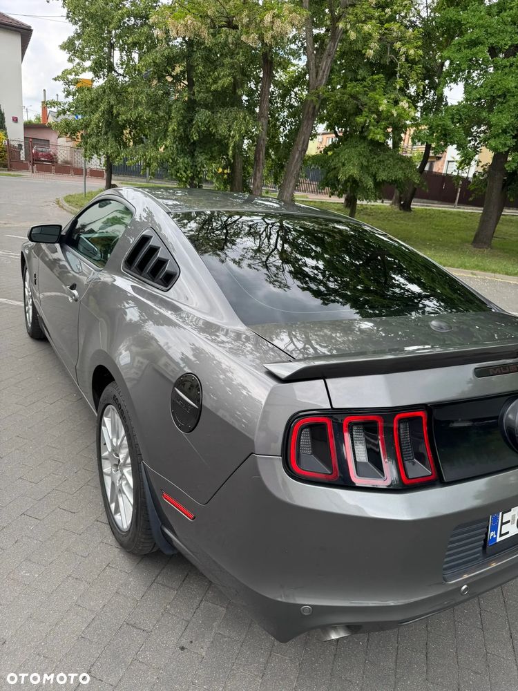 Ford Mustang 3.7 V6 Premium - 8