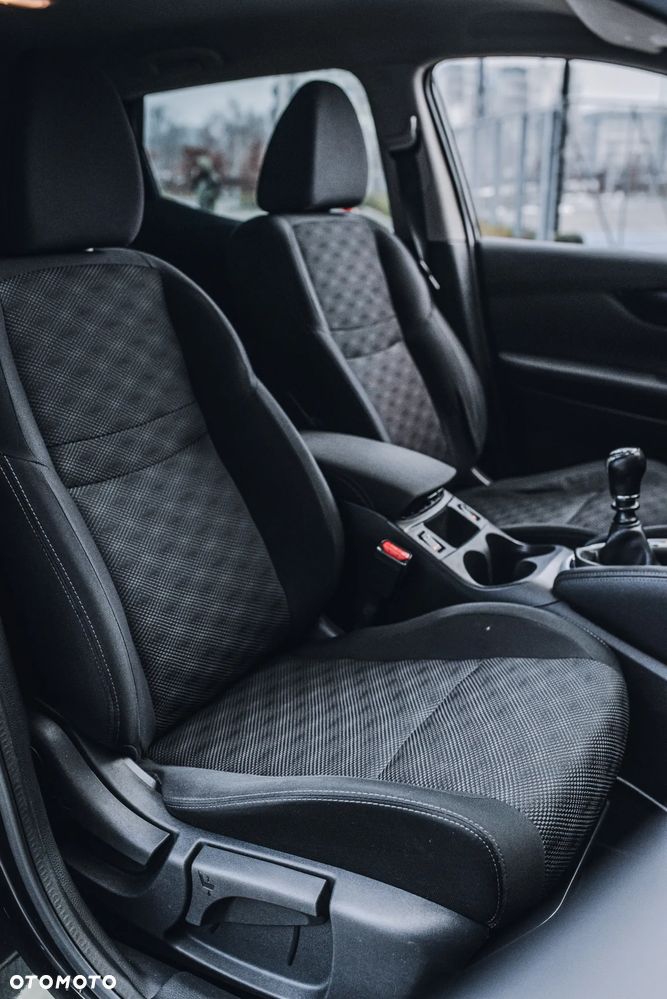 Nissan Qashqai 1.6 DIG-T 360 - 26