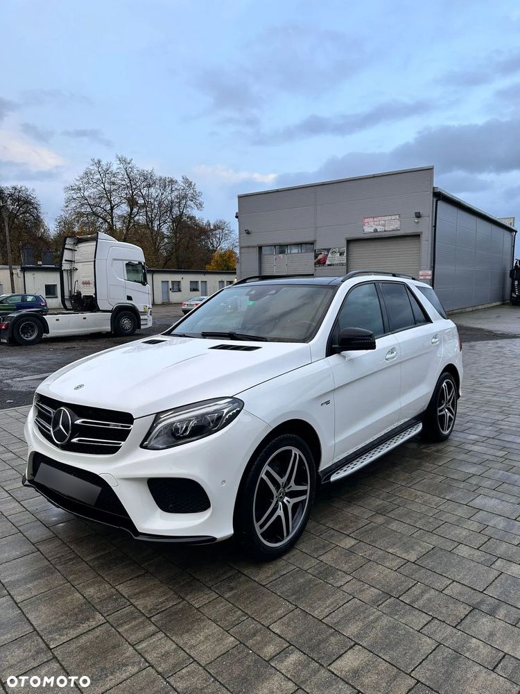 Mercedes-Benz GLE - 5
