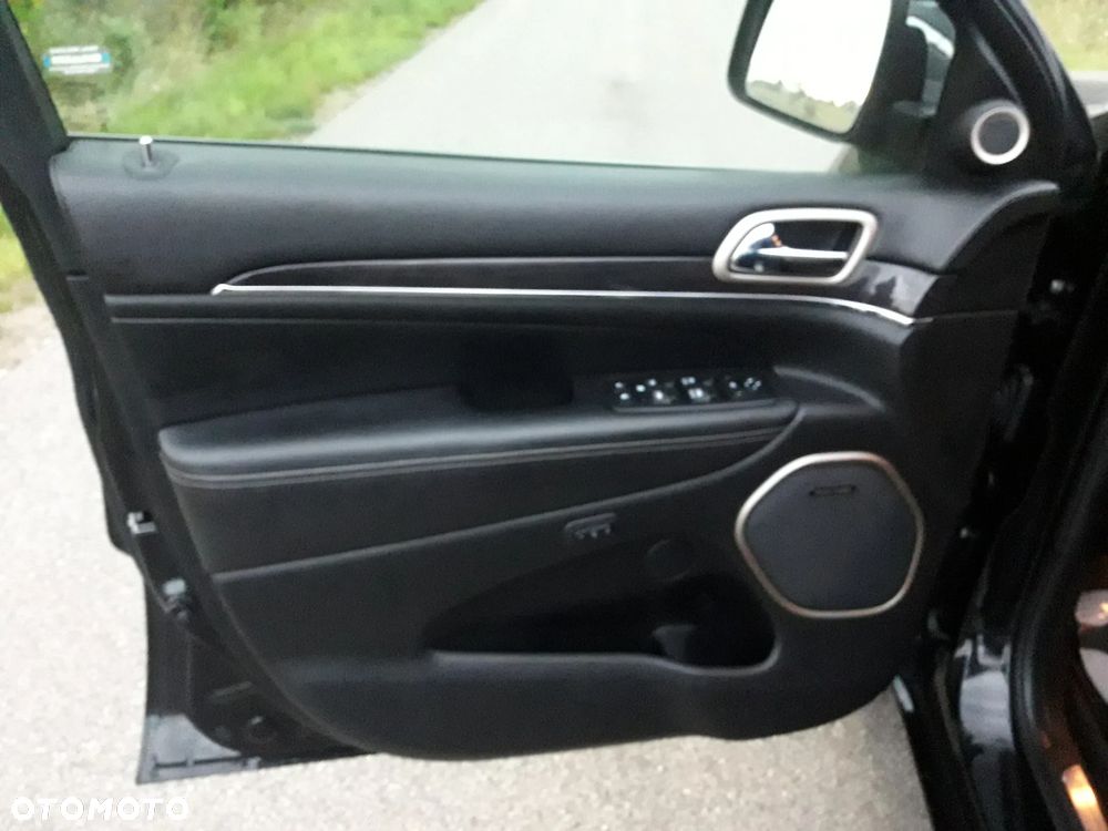 Jeep Grand Cherokee 5.7 V8 Overland - 9