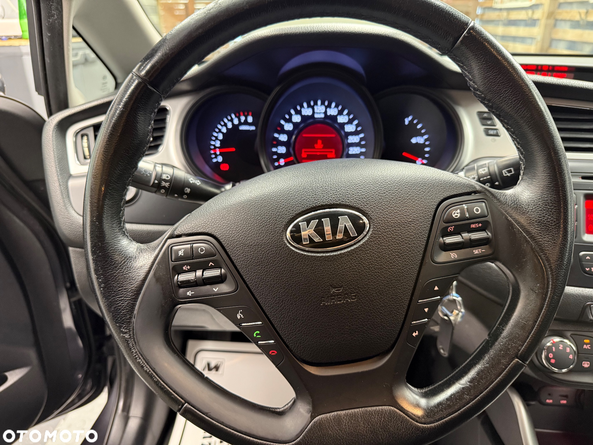Kia Ceed - 15