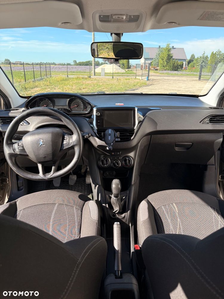 Peugeot 208 1.2 PureTech Style - 12