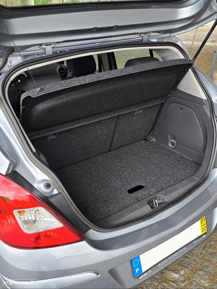 Opel Corsa 1.2 Enjoy - 9