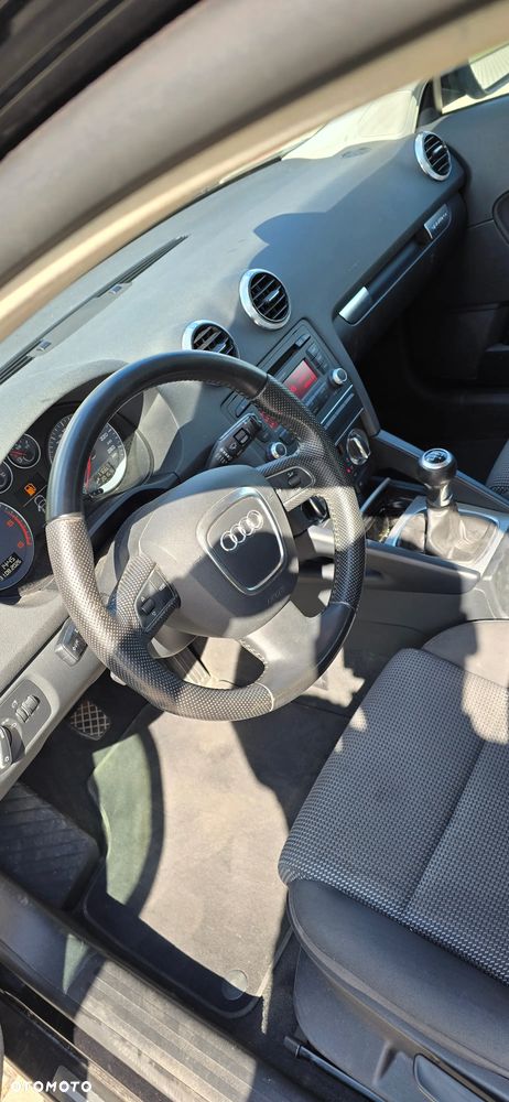 Audi A3 Sportback 2.0 TDI DPF Ambition - 10