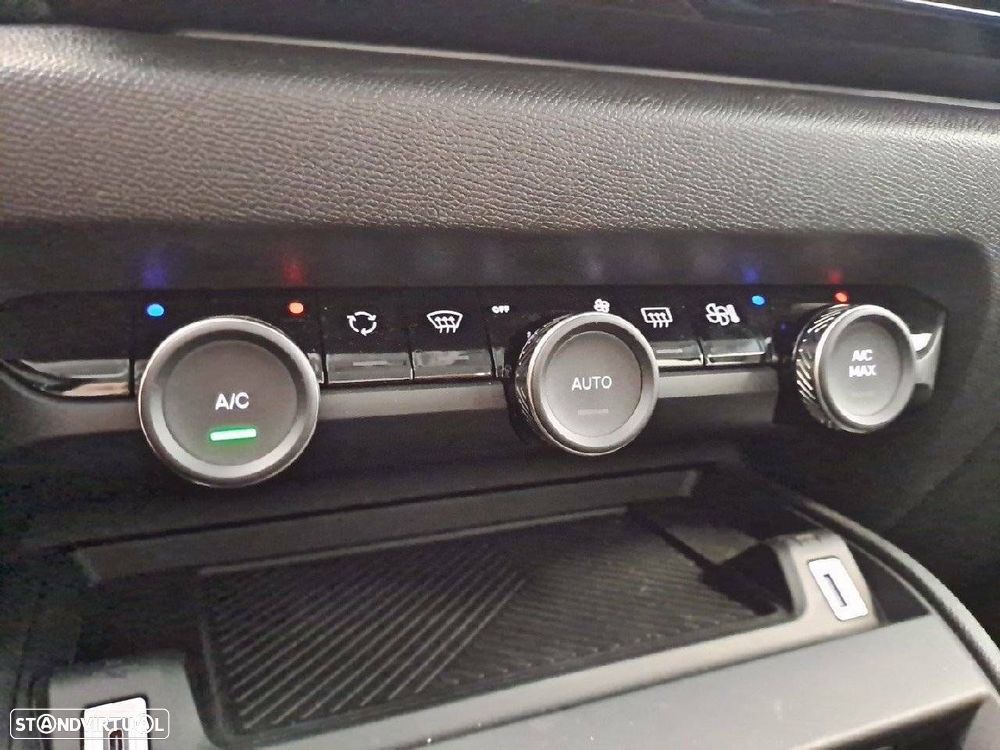 Citroën C4 X 1.2 Hybrid Plus e-DSC6 - 22