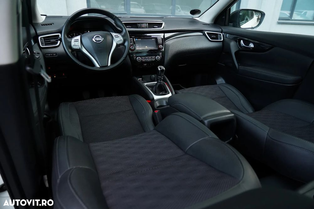 Nissan Qashqai 1.6 DCI ALL-MODE 4x4i TEKNA - 14