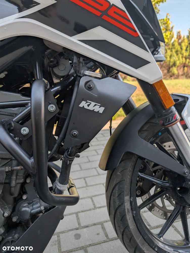 KTM Duke 125 - 15