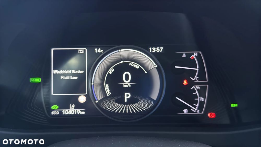 Lexus UX 250h Elegance 2WD - 28