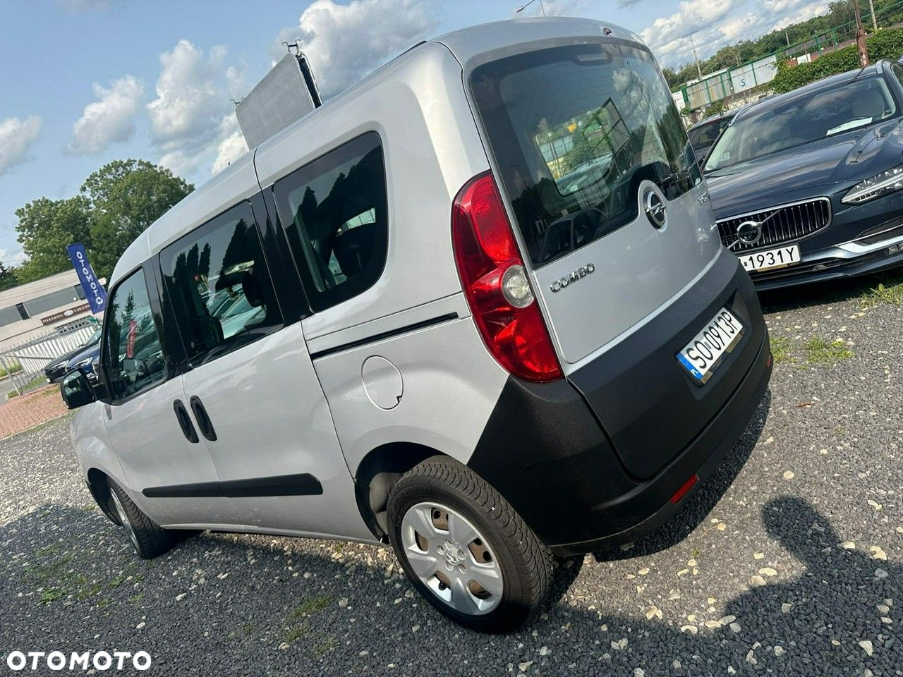 Opel Combo Tour 1.6 CDTI Enjoy - 21