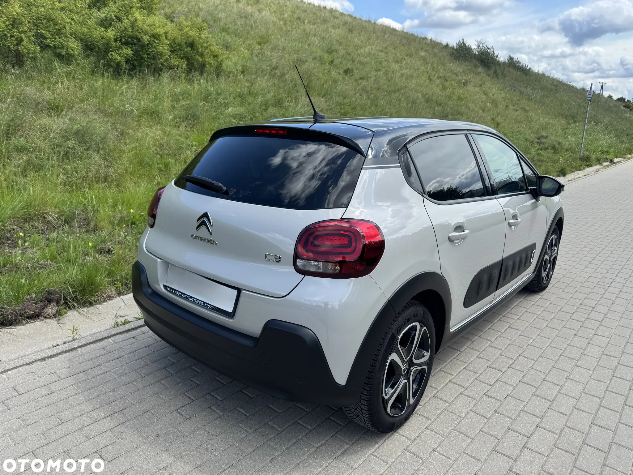 Citroën C3 1.2 PureTech Shine S&S EAT6 - 3