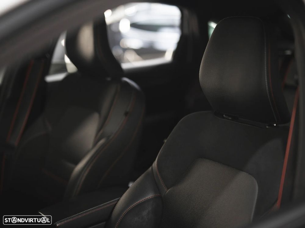 Renault Arkana 1.6 E-Tech R.S.Line - 23