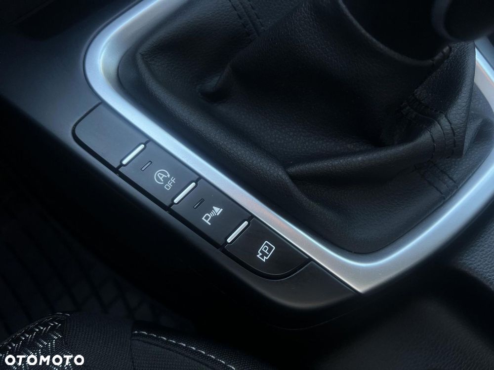 Kia XCeed 1.5 T-GDI M - 22