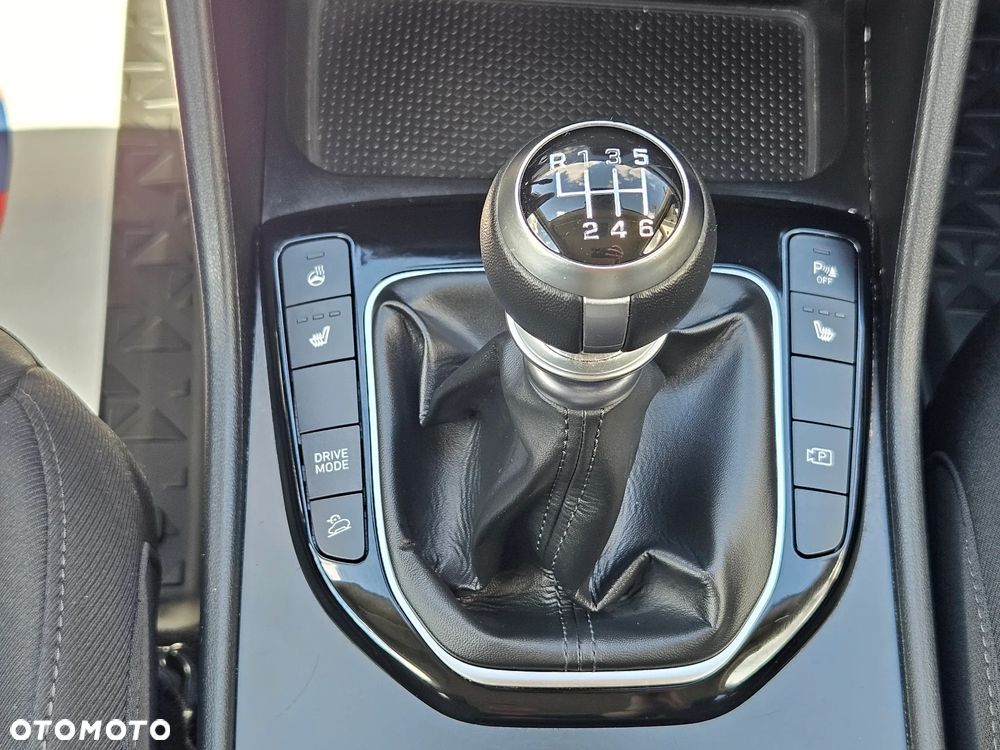 Hyundai Tucson 1.6 T-GDi Pure 2WD - 32