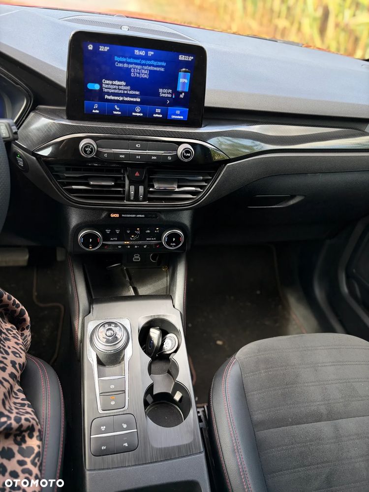 Ford Kuga 2.5P PHEV FWD ST-Line X - 21