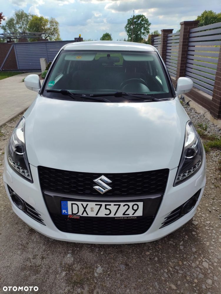 Suzuki Swift - 1