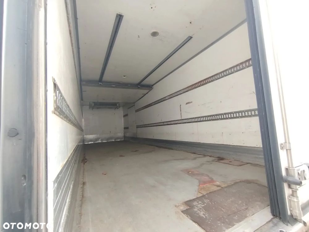 ZABUDOWA KONTENER PAKA SKRZYNIA ŁADUNKOWA CHŁODNIA IZOTERMA MAGAZYN GARAŻ AGREGAT - 4