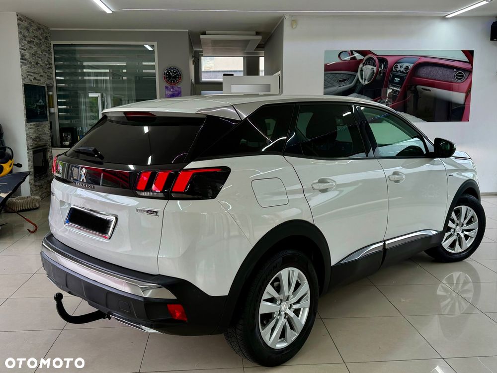 Peugeot 3008 1.6 BlueHDi Allure S&S EAT6 - 3